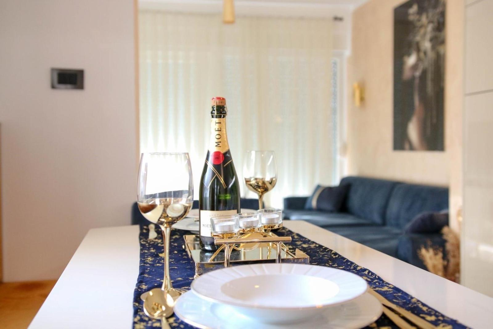 Porta Aurea Nasice Apartment ภายนอก รูปภาพ